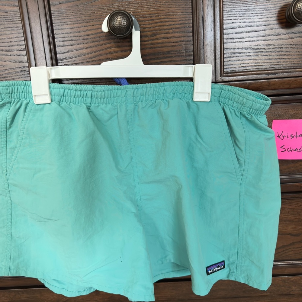 Patagonia Women W's Baggies Shorts  - XL - Aloe Green - EUC